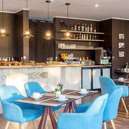 מלון Western Riviera 4*