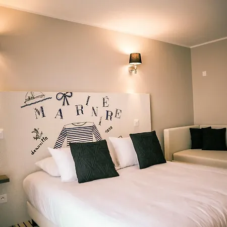 Western Riviera Szálloda 4*