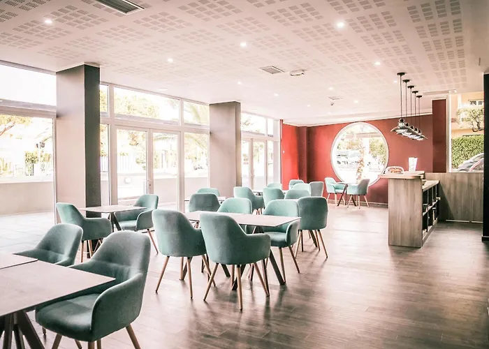 Hotel Western Riviera