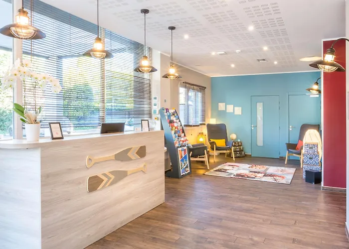 Western Riviera Отель Антиб