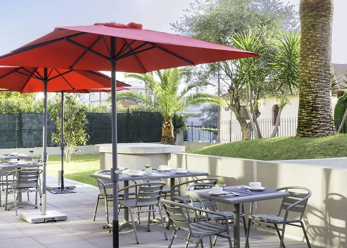 Western Riviera Hotel