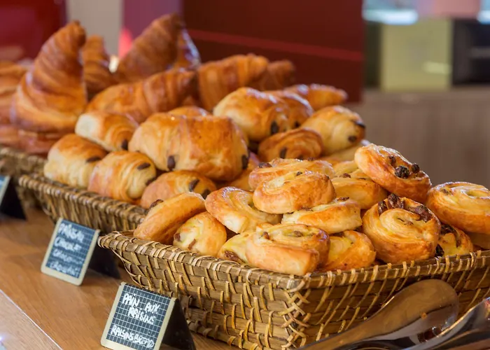 Western Riviera Отель Антиб