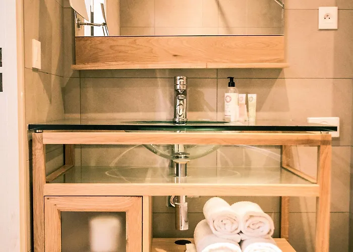 Отель Western Riviera