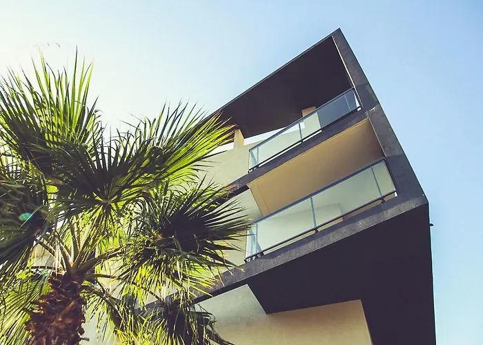 Western Riviera Hotel