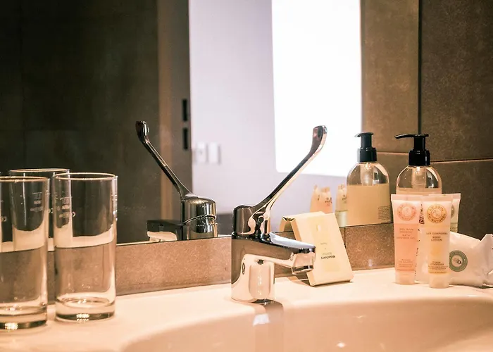 Western Riviera 4* Антиб