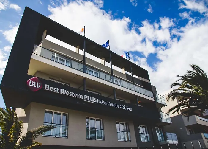 Western Riviera Hotel 4*